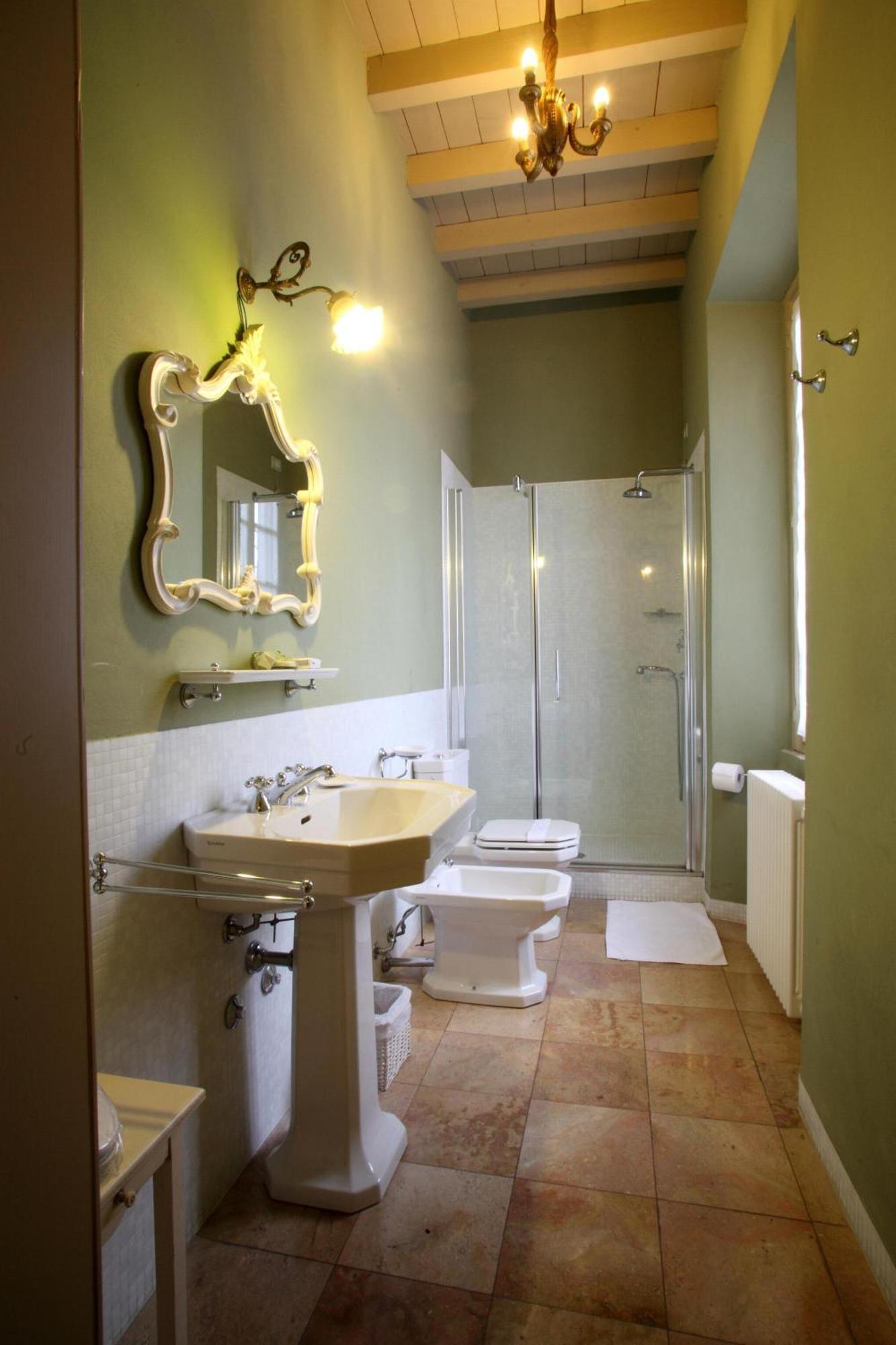 Villa Valentina Традате Экстерьер фото